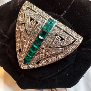 Hayworth Emerald Colored Crystal Brooch NWT Sparkly Silvertone Crystal Brooch
